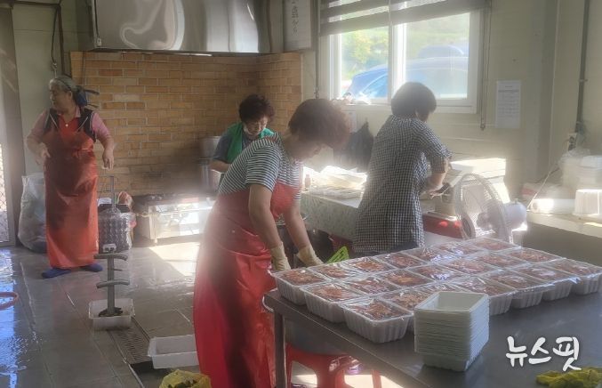 연천군 백학면새마을부녀회, 반찬 나눔 활동