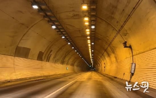 파주시, 국지도 78호선 혜음령터널 ‘발광 다이오드(LED) 등기구’로 교체