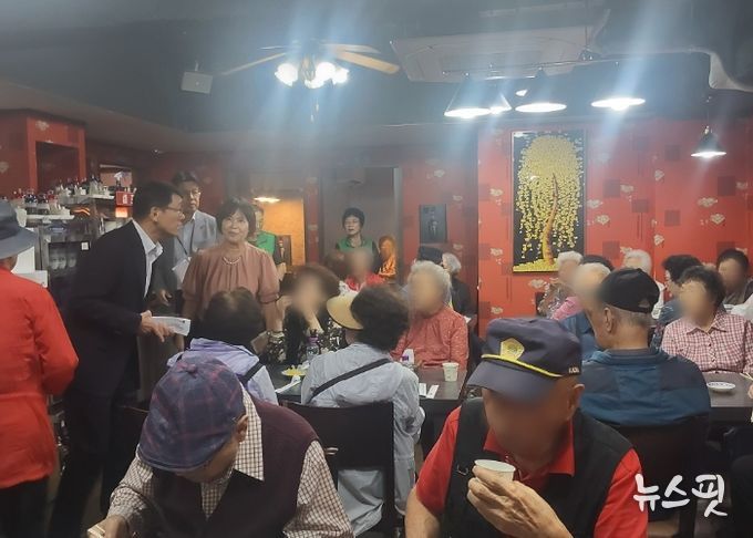 남양주시 퇴계원읍, 어르신을 위한 ‘퇴계원 짜장면 데이’ 개최