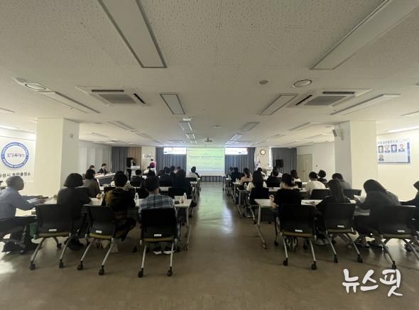 화성특례시가 26일 화성시 정원도시 기본구상 및 정원문화 진흥계획 수립 용역 중간보고회를 개최했다