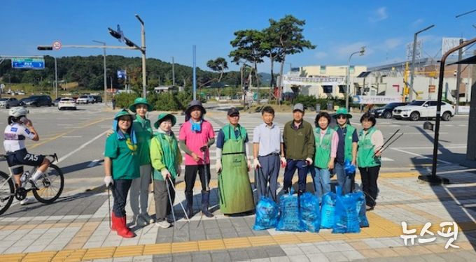 여주시 중앙동 남·여 새마을지도자협의회,가을맞이 환경정화활동 실시