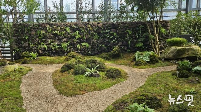 화성시우리꽃식물원 이끼원 모습