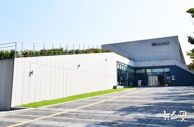 파주시 한울도서관, 발달장애 청년 대상으로 장애 특화 독서 프로그램‘책 읽는 목공’운영