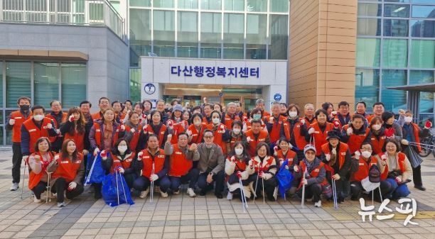 남양주시 다산1동 통장협의회, 환경정화 활동으로 깨끗한 도시 만들기 앞장서!