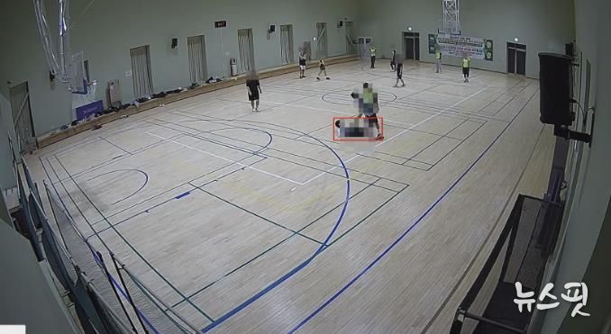 AI 영상분석을 통한 이용자 쓰러짐 탐지 화면