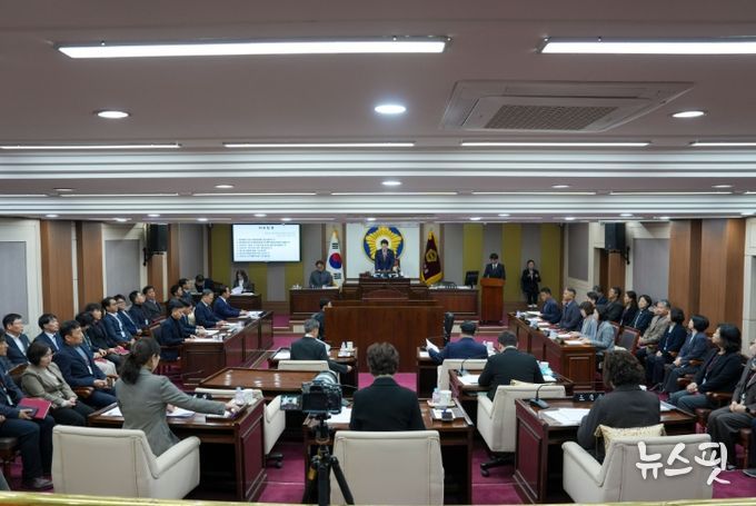 포천시의회, 제189회 제2차 정례회 개회...2026년도 예산안 등 심사 돌입