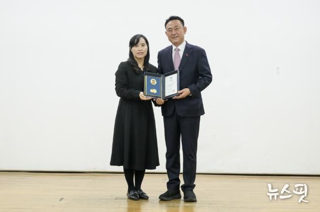 여주시육아종합지원센터, “2025년 경기도형 보육컨설팅 유공” 경기도지사 표창 수상