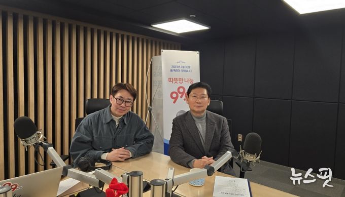 이상일 용인특례시장이 22일 OBS라디오 '굿모닝 OBS'에 출연해 용인에서 진행 중인 반도체 프로젝트 중요성과 정부 역할을 강조했다.