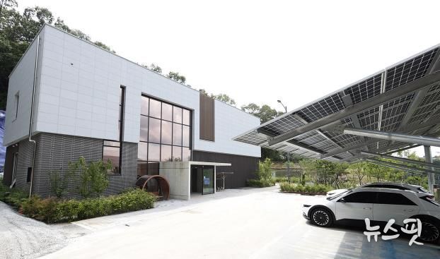 반려마루 추모관(전경)