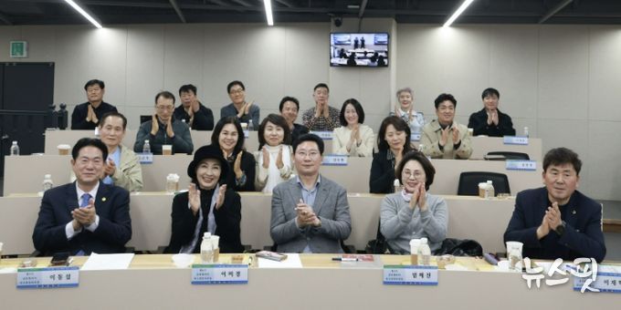 이상일 용인특례시장이 3월 31일 저녁 강남대학교 글로벌리더 최고경영자과정 수강생을 대상으로 특강을 진행했다.