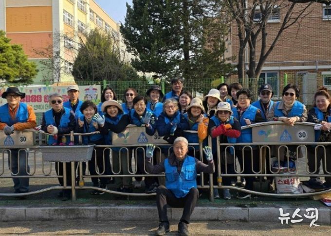 고양시 정발산동, 봄맞이 초화식재 행사 개최